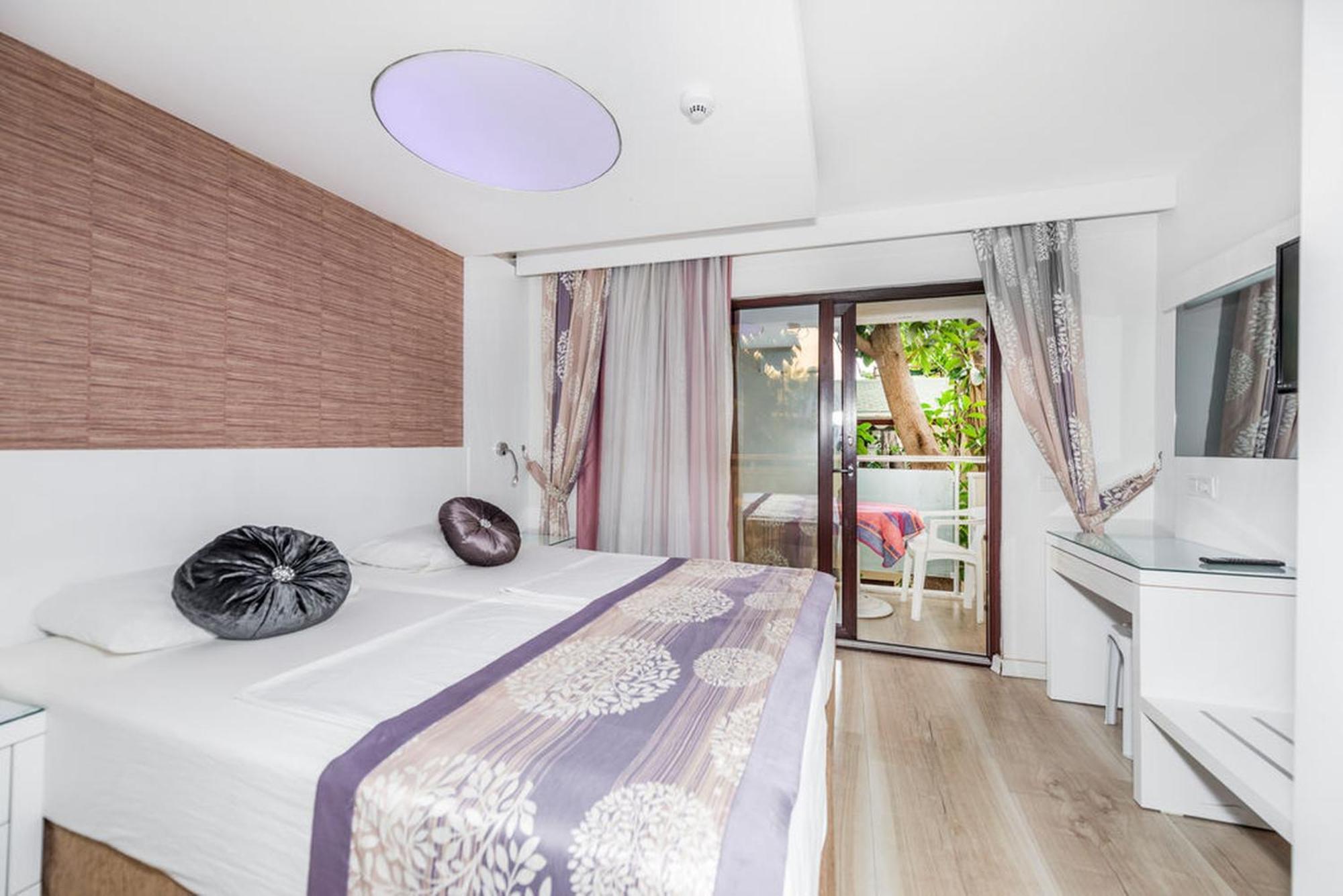Tropic Beach Club Side Hotel Zewnętrze zdjęcie